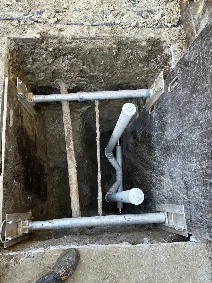 Experienced plumber completing Gas Line Repair work in East Windsor